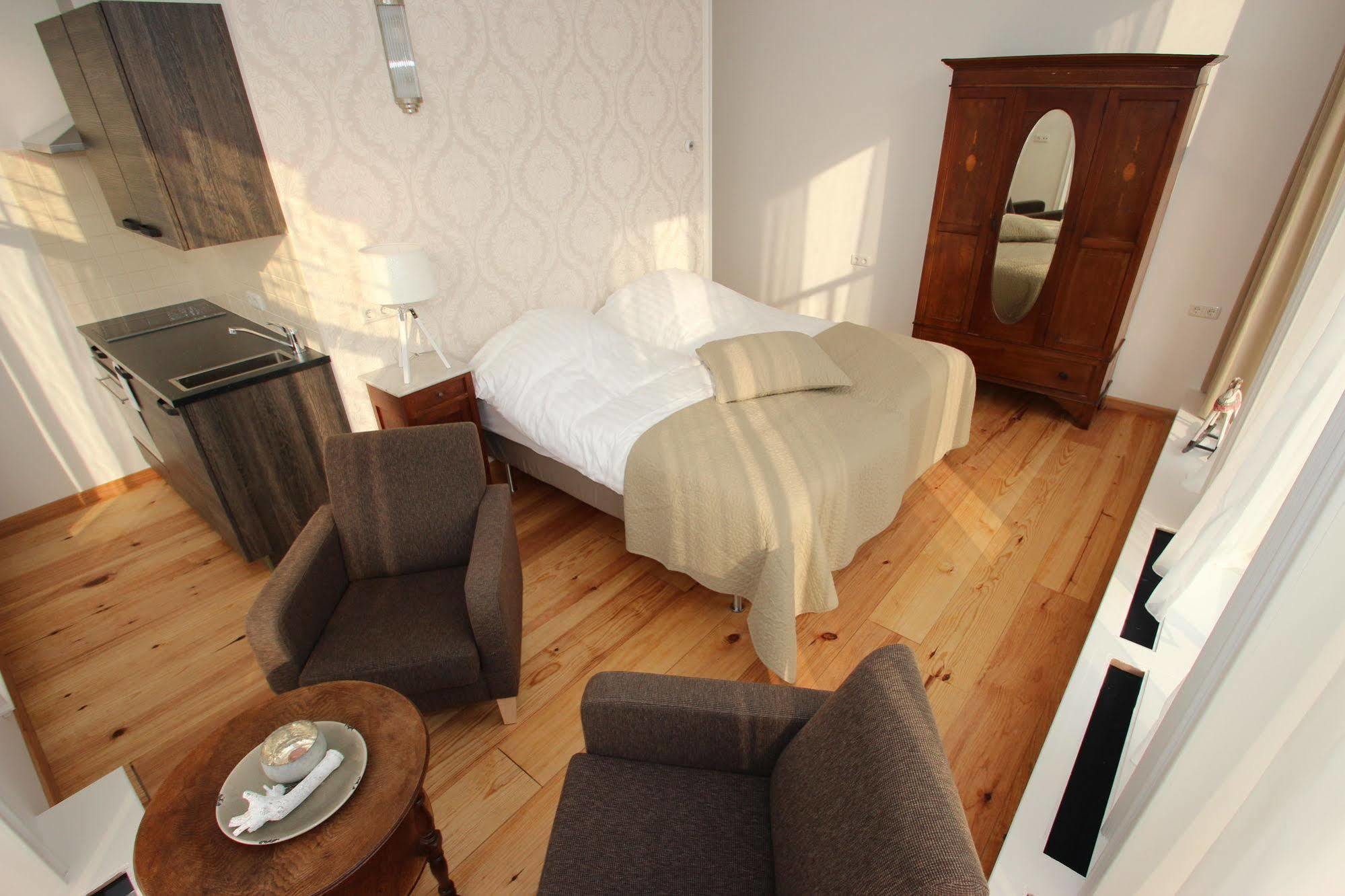 Hotel Stadsherberg Снек Экстерьер фото