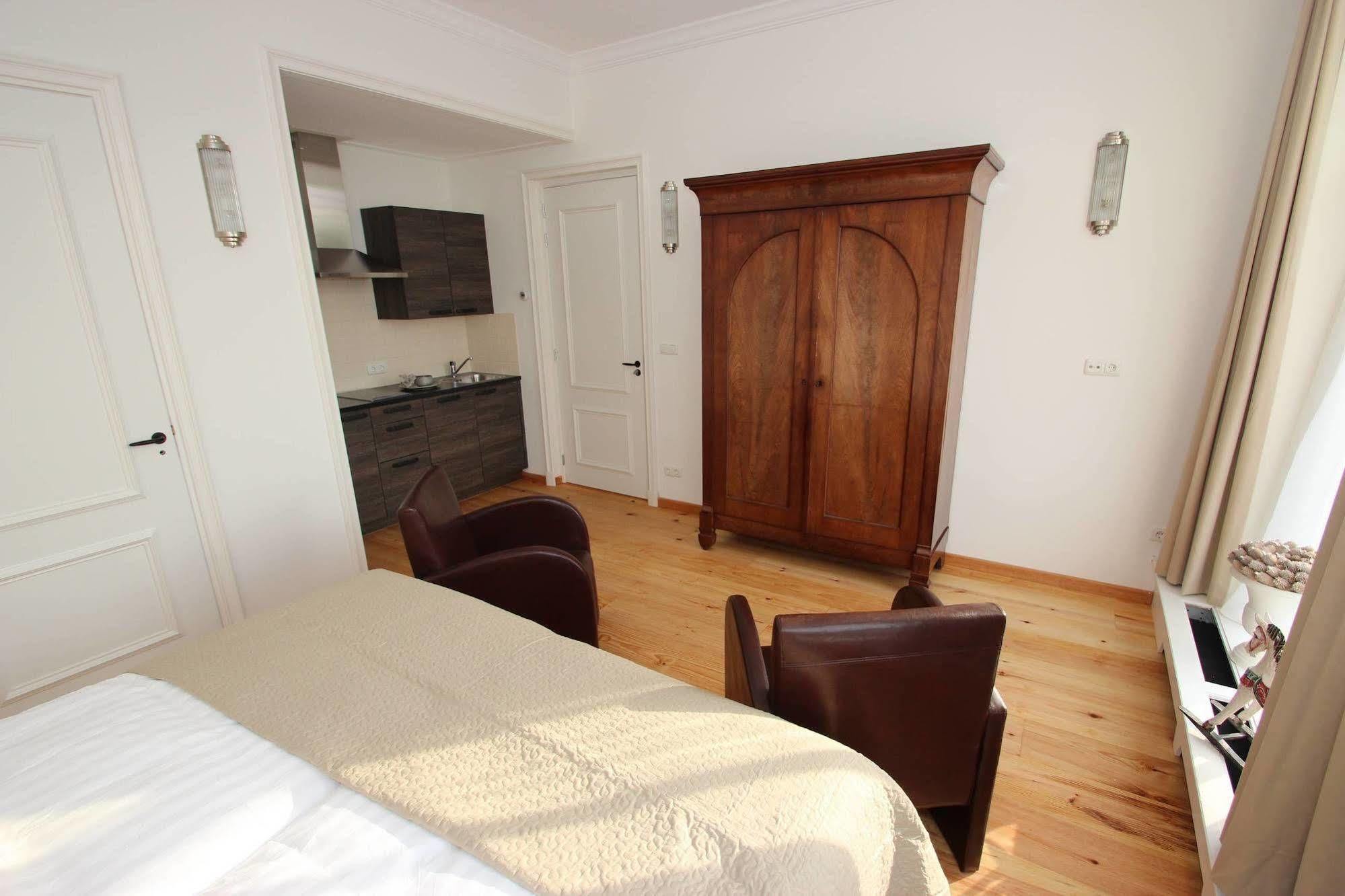 Hotel Stadsherberg Снек Экстерьер фото
